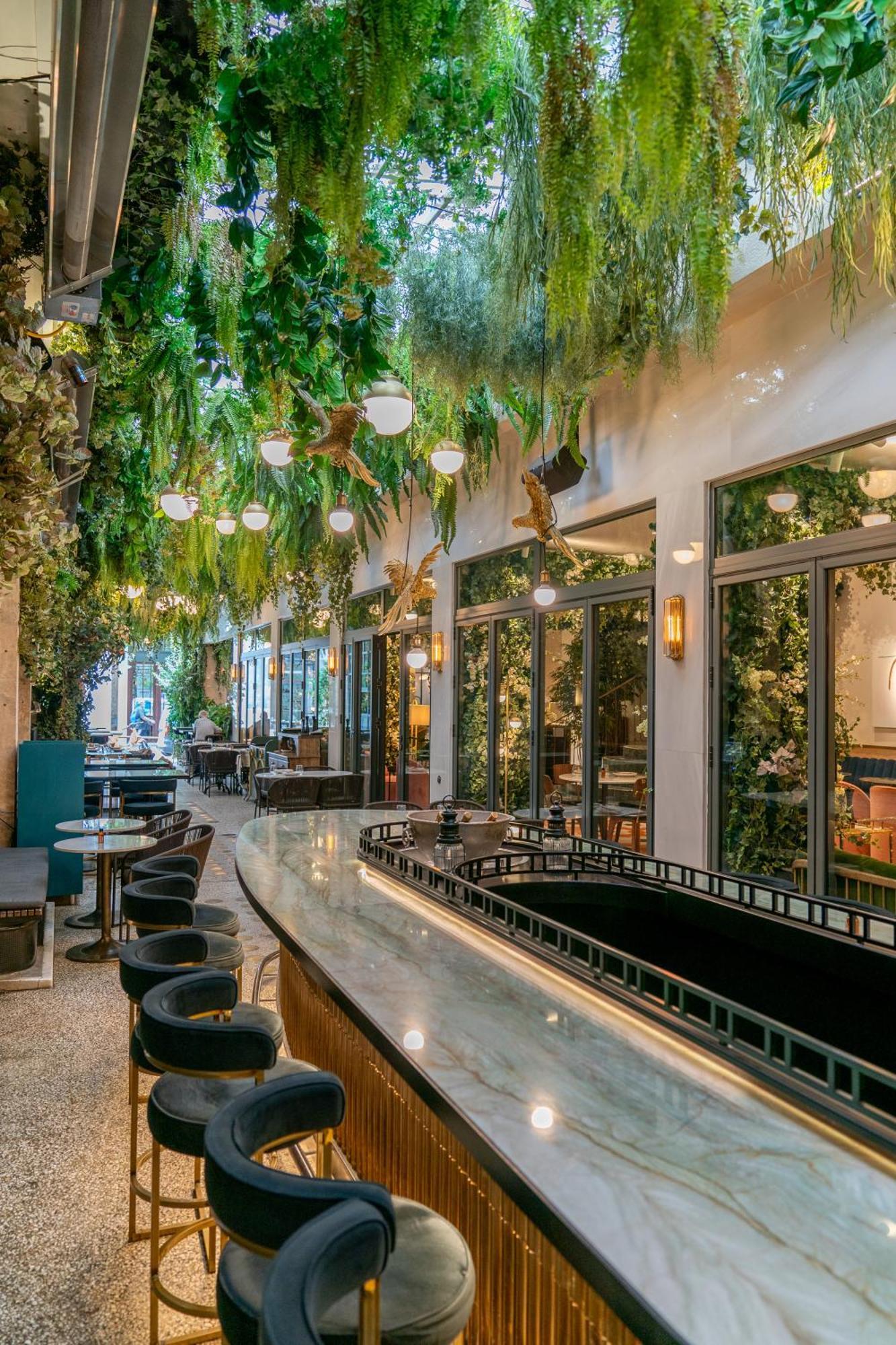 Gatsby Athens Hotel Eksteriør billede The interior of the restaurant