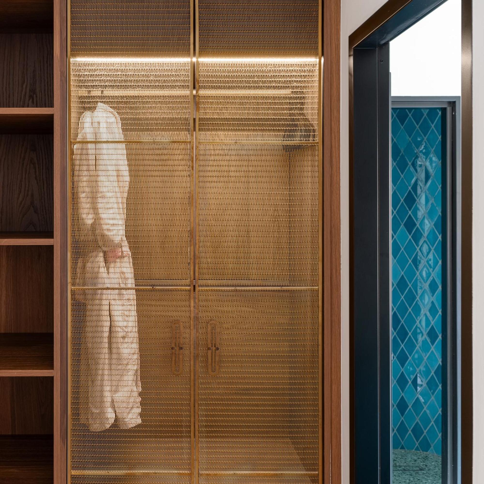 Gatsby Athens Hotel Eksteriør billede Wire doors